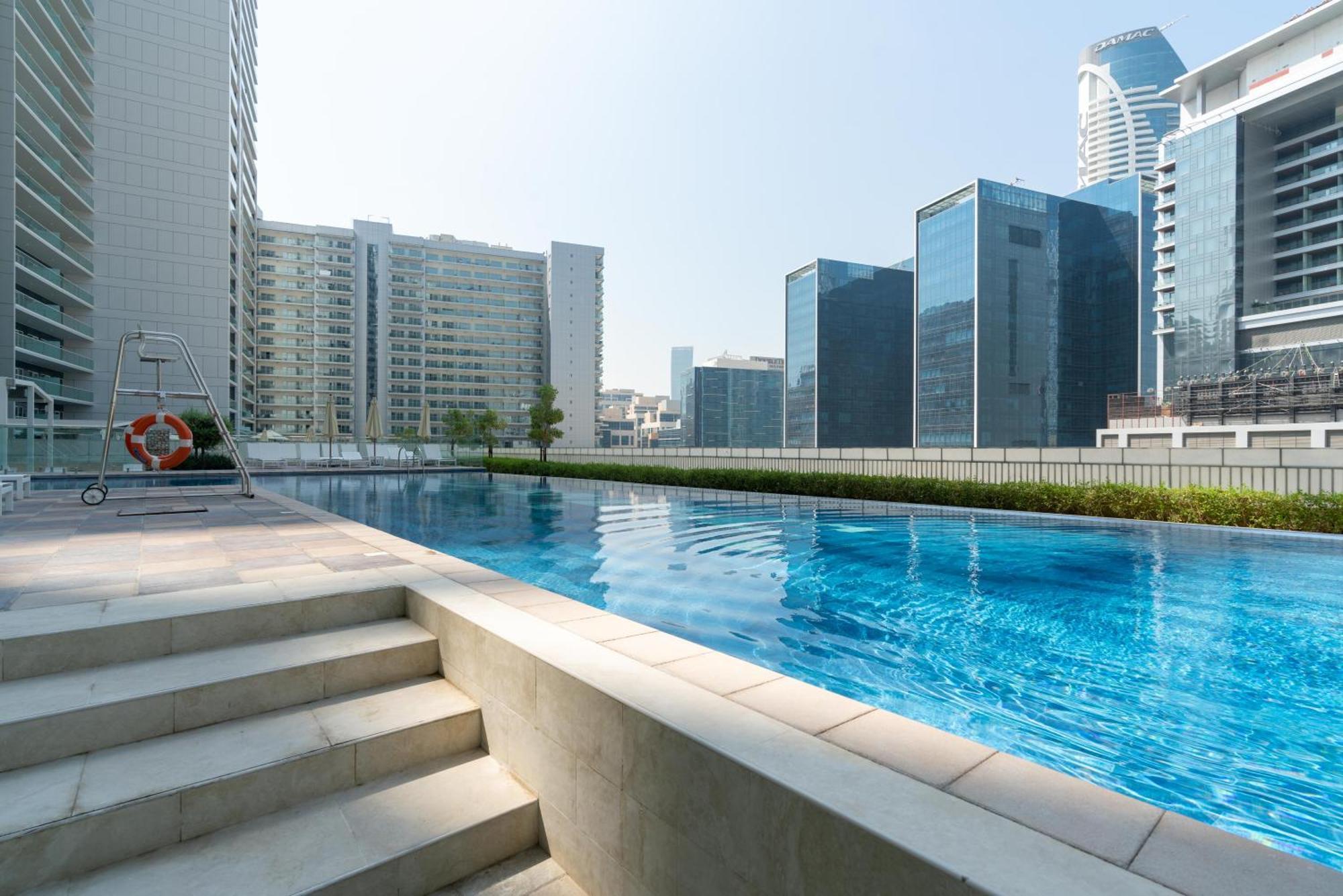 Delightful 2Br Apartment At Reva Residences Dubai Ngoại thất bức ảnh